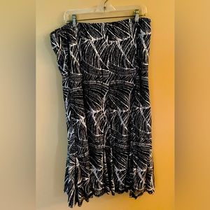 JM Long flaired skirt, XL, 100% polyester, black and white print